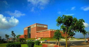 探索中国顶尖独立院校 吉林大学珠海学院与武汉航海学院的报考价值